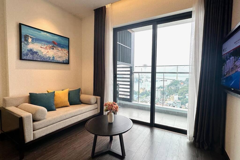 Sea & Sunwheel View 2Br/Apt Apartment Hạ Long Ngoại thất bức ảnh